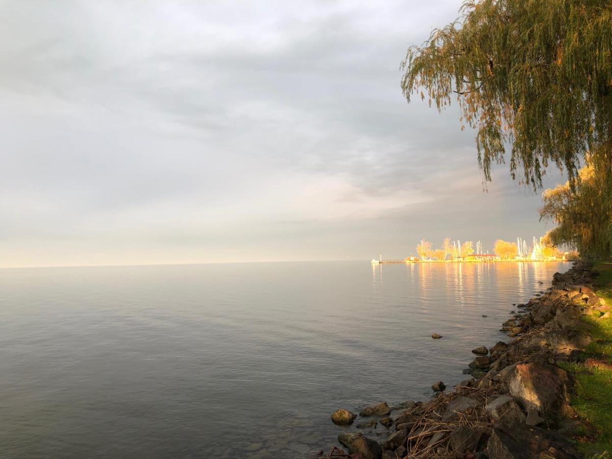 Silver Coast Apartman Шиофок Экстерьер фото